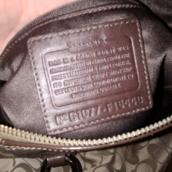 Coach Signature Purse - Picture 3 of 4